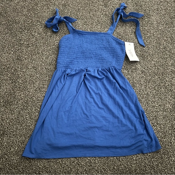 Isabel Maternity Tie Strap Baby Doll Top Blue Size XS NWT - Picture 2 of 4